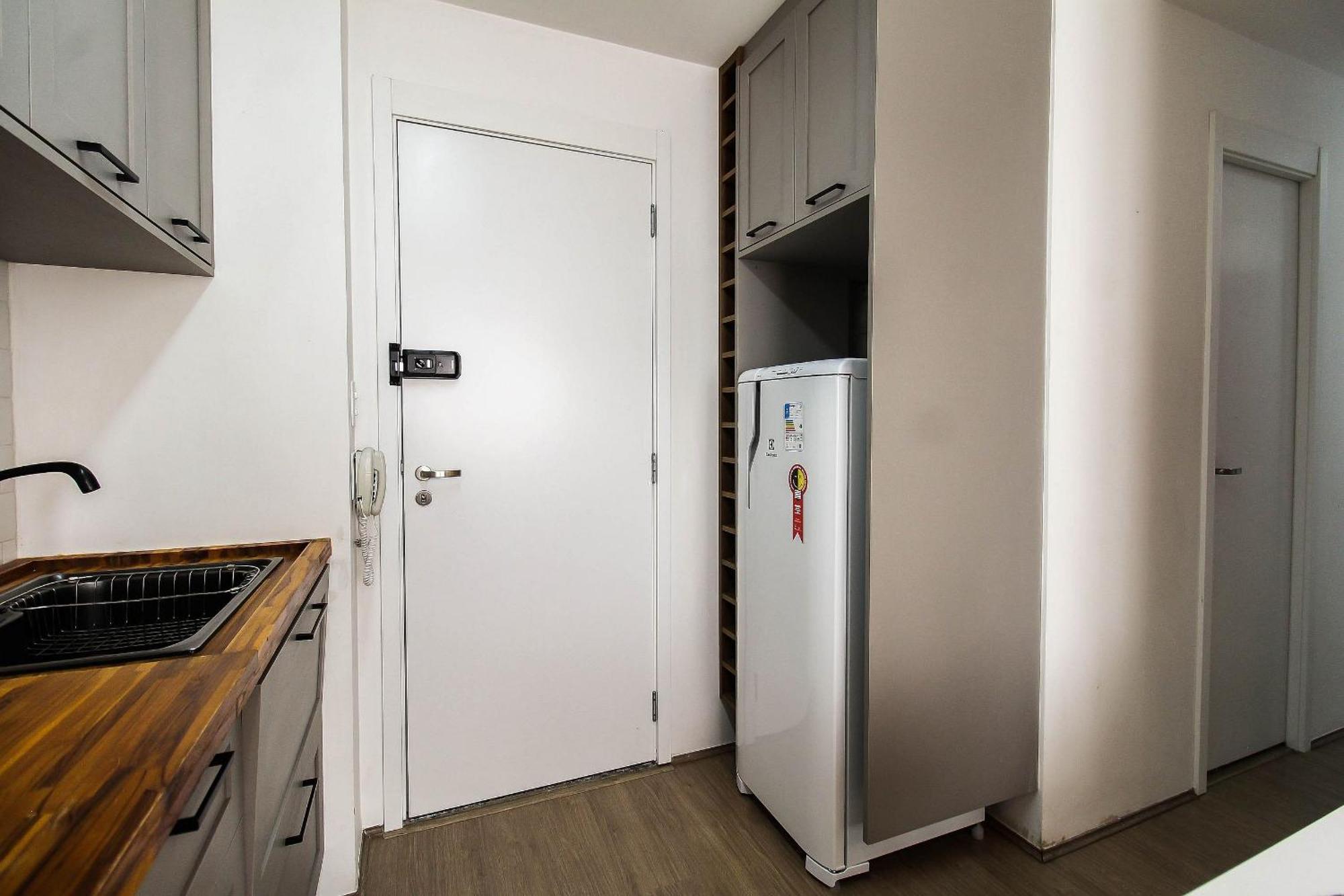 Mv102 - Apto C/ Piscina Prox. Ao Metro Bras Apartamento São Paulo